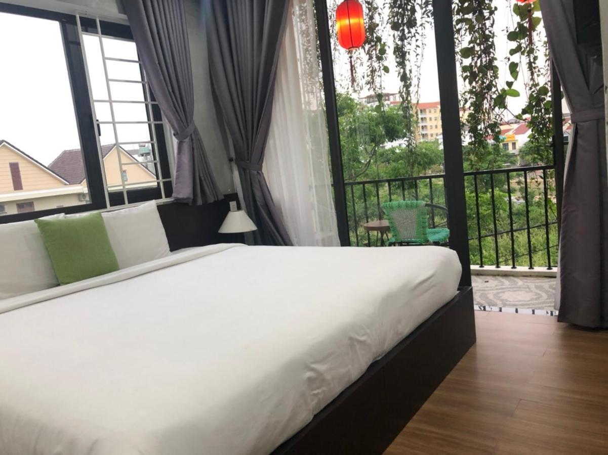 The Night Market Villa Hoi An Bagian luar foto